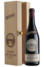 Carica l'immagine nel visualizzatore di Gallery, BERTANI AMARONE VALPOLICELLA CLASSICO 2012 CASSETTA LEGNO