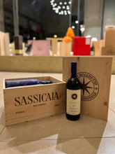 Carica l'immagine nel visualizzatore di Gallery, SASSICAIA 2019 CASSA IN LEGNO DA 6 BOTTIGLIE